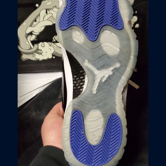 Jordan 4s Jordan 6s and a pair of 11s main image 8